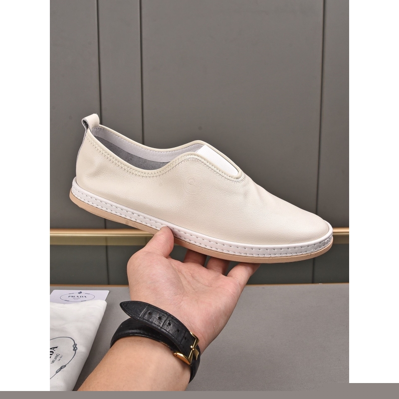 Pra*a leather shoes